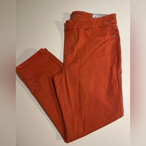 Chico’s Pull On Jegging ; Size 2.5 R ( 14 )